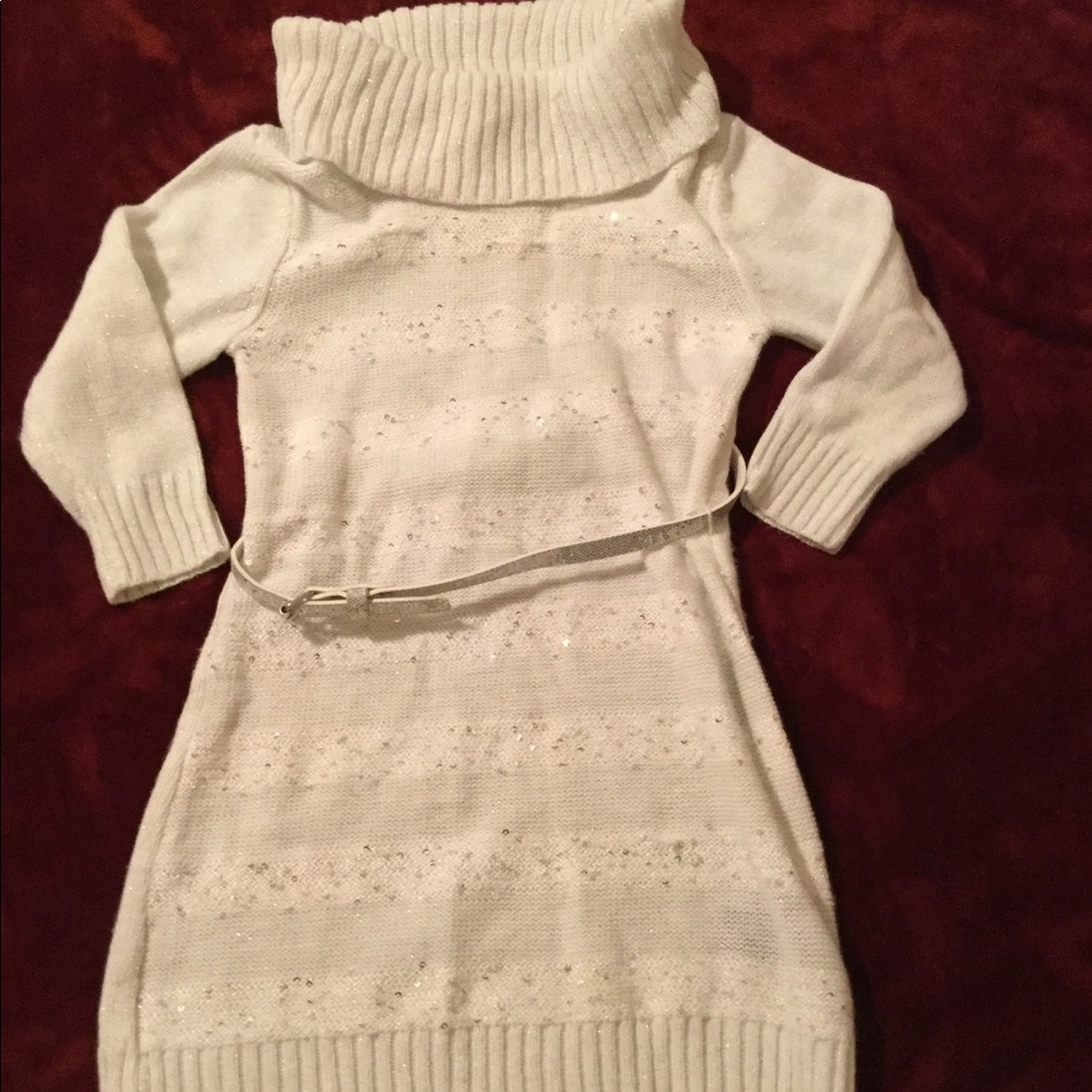 IZ Byer girl turtleneck